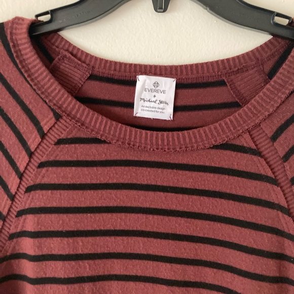 Evereve Michael Stars Maroon Stripe Thermal Top Small - Picture 2 of 5